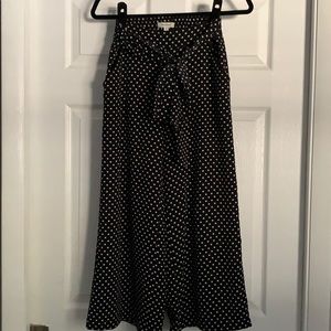 Max Studio Polka Dot Capri Trousers